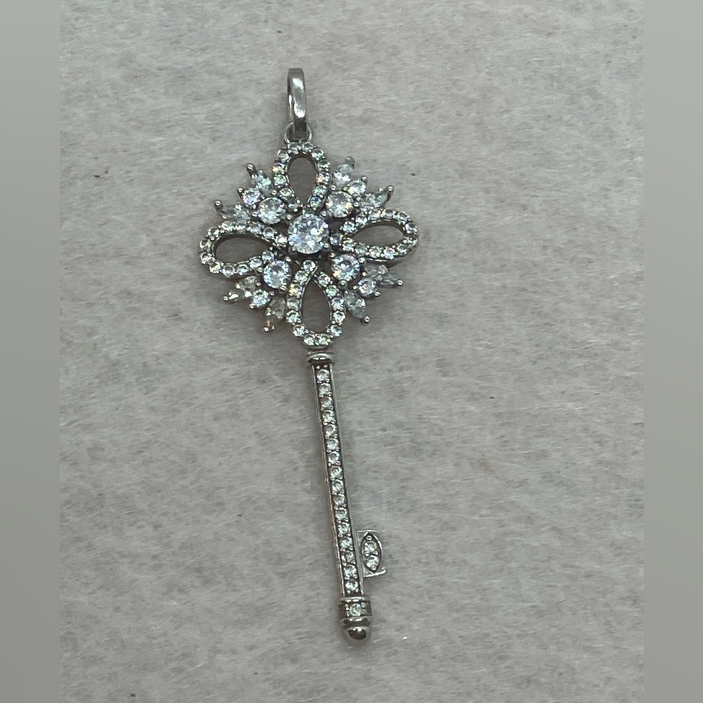 Vtg 925 Sterling Silver Ornate CZ Skeleton Key Necklace Pendant